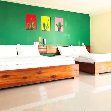 Ngoc Huong Hostel & Apartments Куїнон Екстер'єр фото