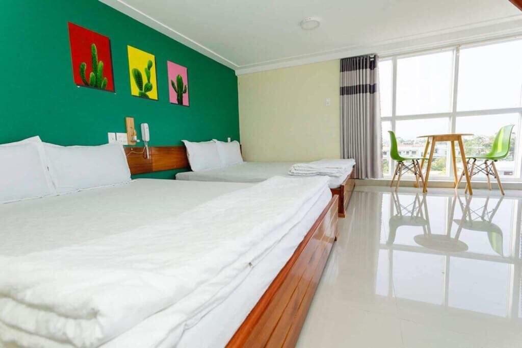 Ngoc Huong Hostel & Apartments Куїнон Екстер'єр фото